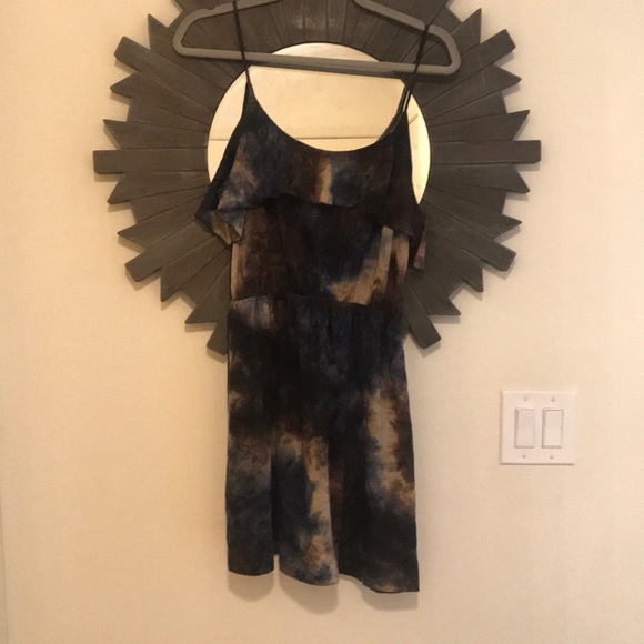 Tye dye dress with ruffle trim - Picture 1 of 2